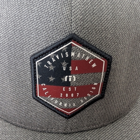 Travis Mathew Unstructured Slate Gray Golf Embroided Cap Snapback Hat Logo - Picture 2 of 7